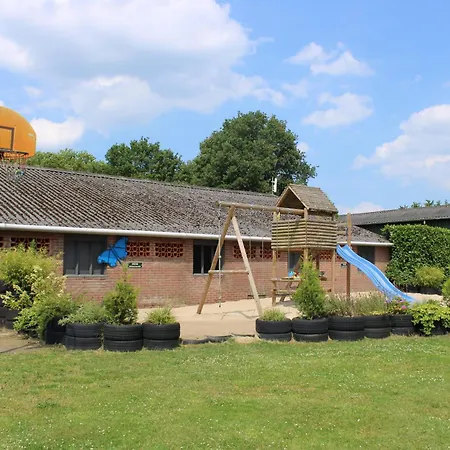 Tent Hondje Met Prive Sanitair Nistelrode